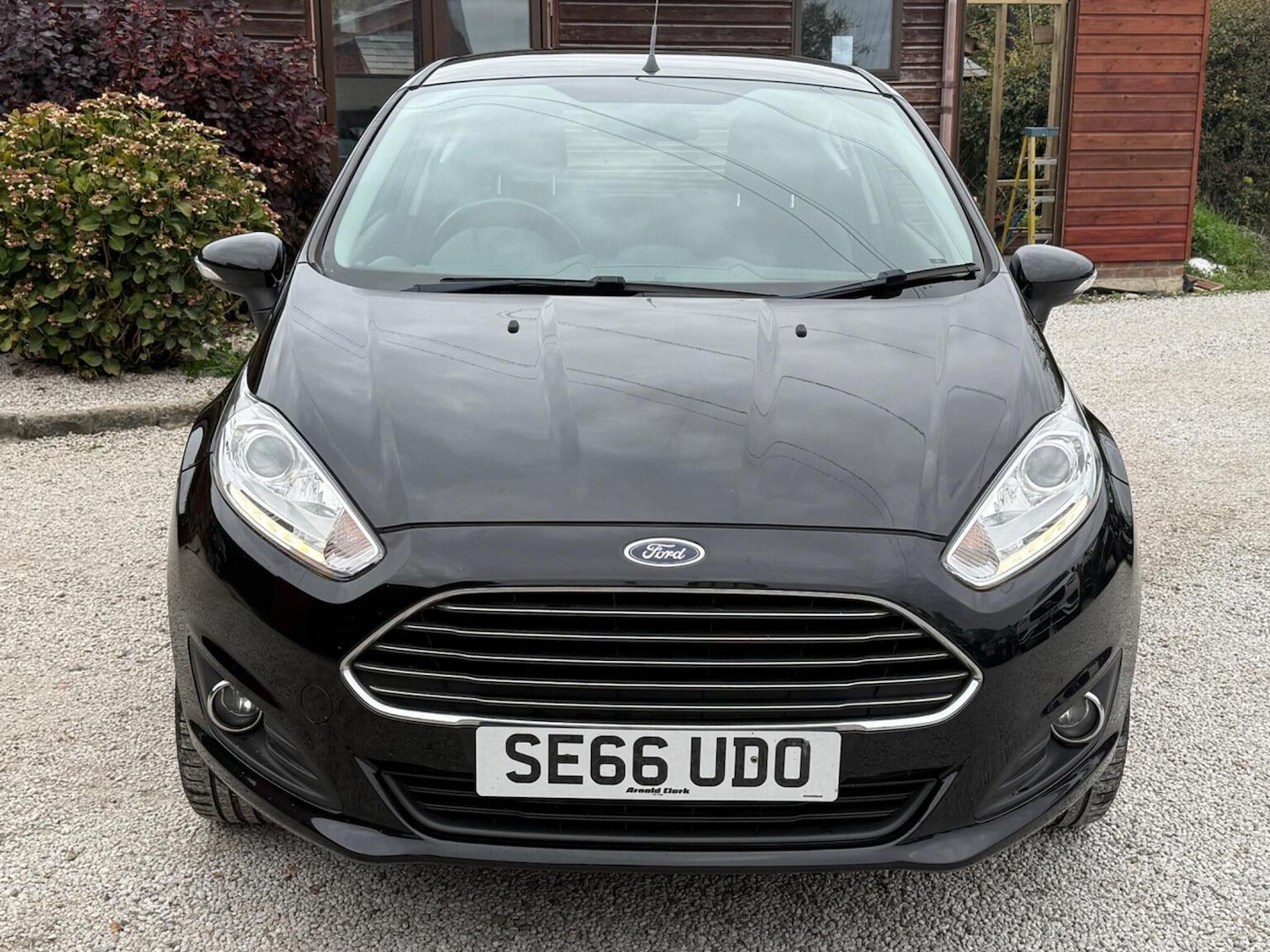 Used Ford Fiesta 2017 for sale - 76174105: Photo 2
