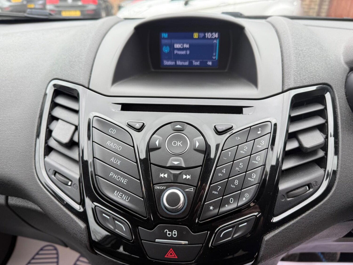 Used Ford Fiesta 2017 for sale - 76174105: Photo 22