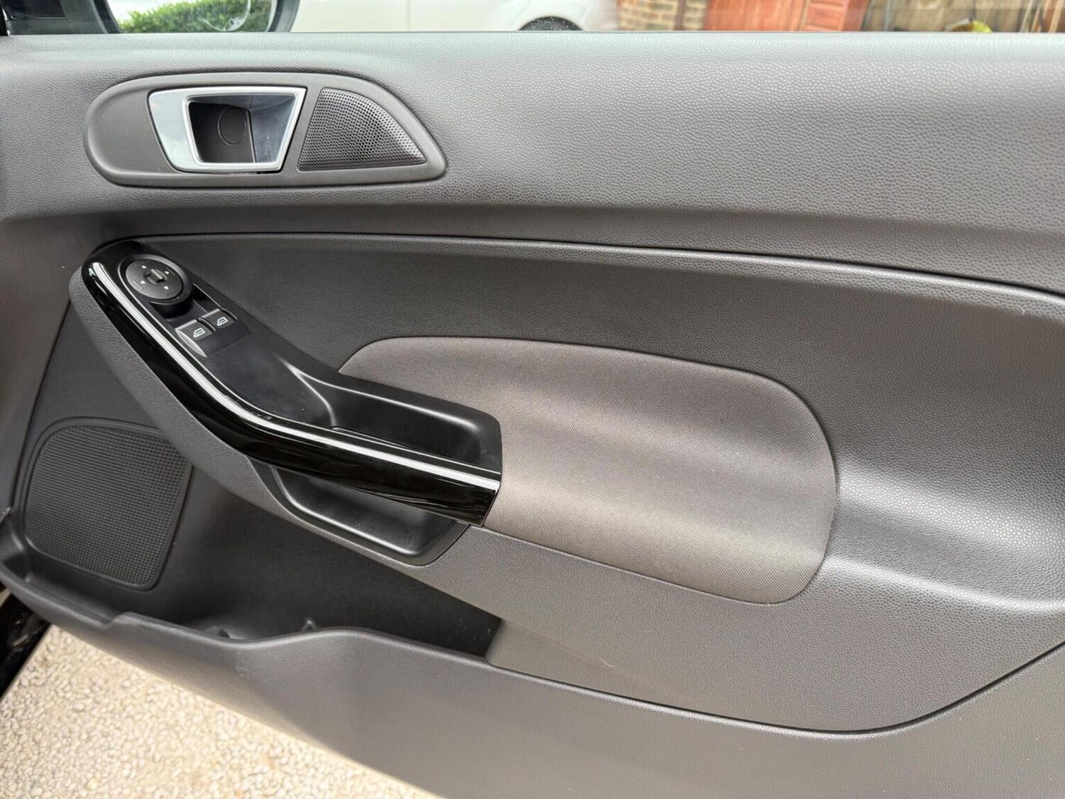 Used Ford Fiesta 2017 for sale - 76174105: Photo 25