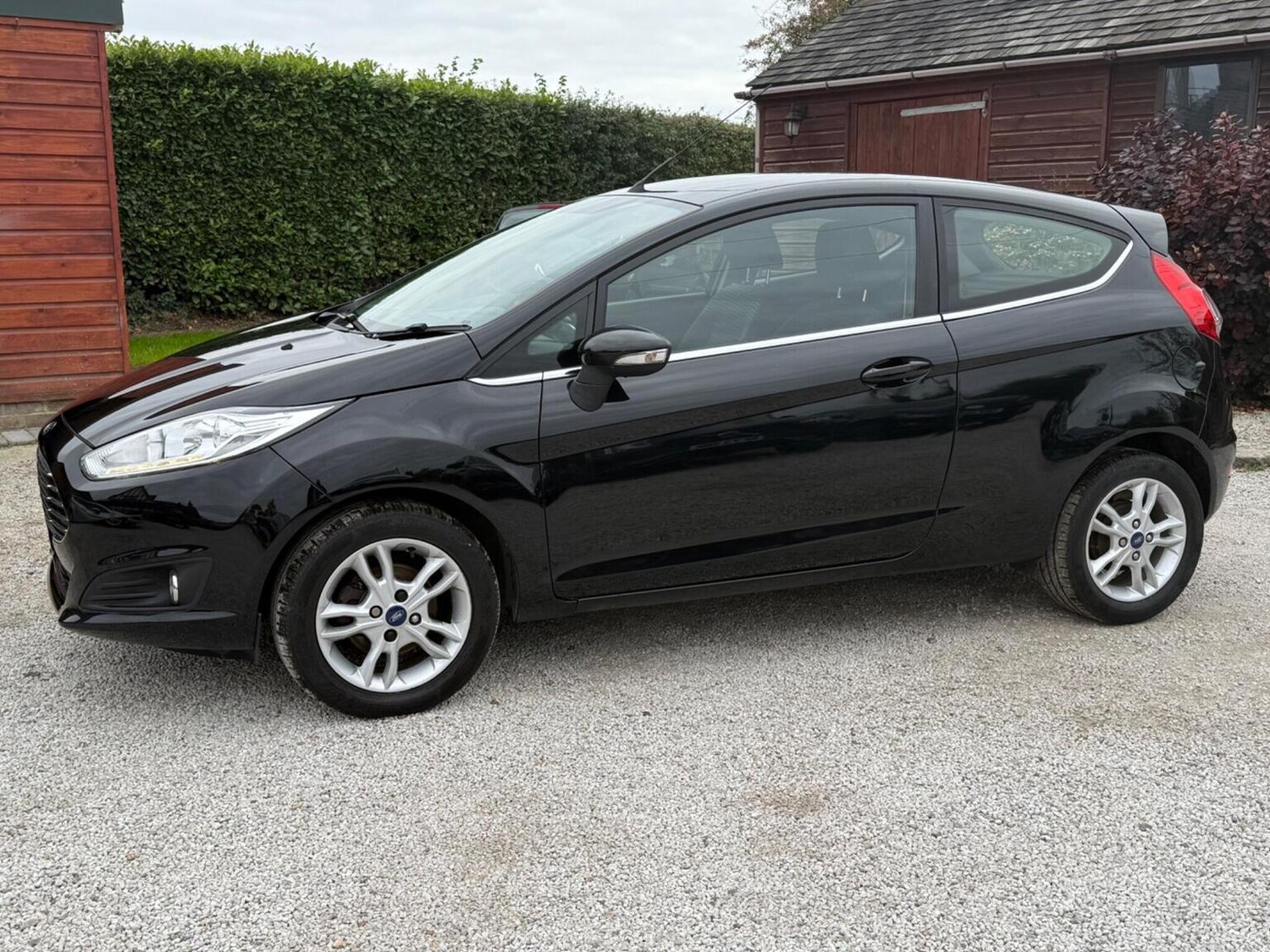 Used Ford Fiesta 2017 for sale - 76174105: Photo 7