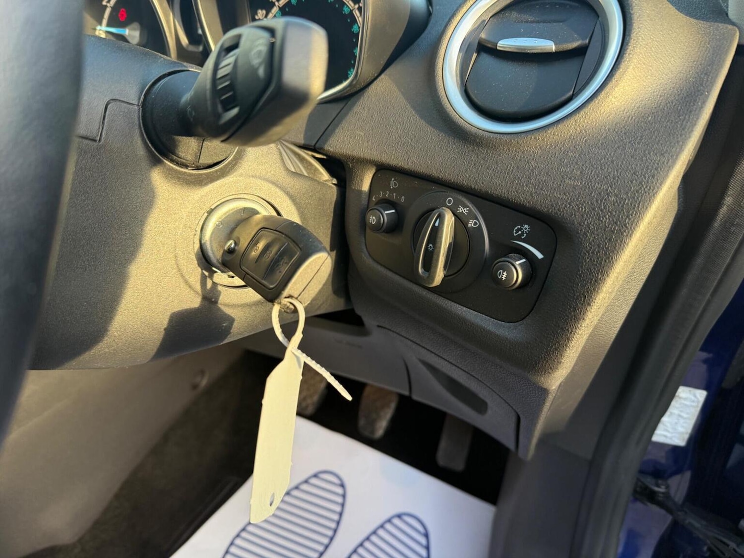 Used Ford Fiesta 2016 for sale - 76025908: Photo 27