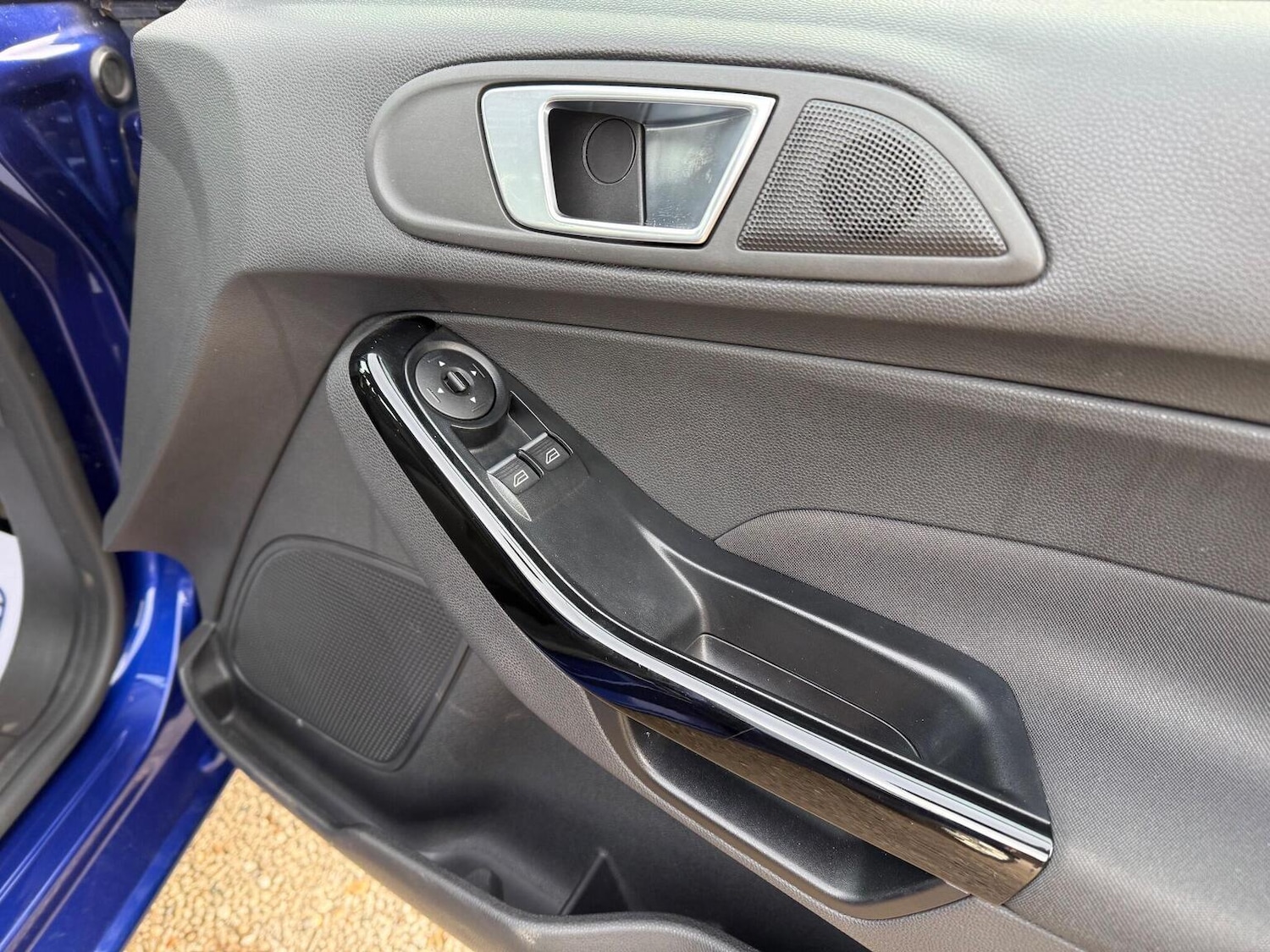 Used Ford Fiesta 2015 for sale - 76982720: Photo 29