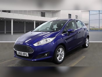 Used Ford Fiesta 2015 for sale - 76982720: Photo