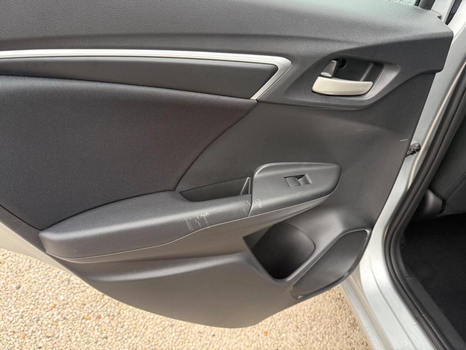 Used Honda Jazz 2017 for sale - 76858906: Photo 28