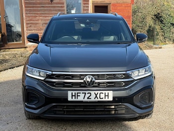 Used Volkswagen T-Roc 2022 for sale - 77562546: Photo