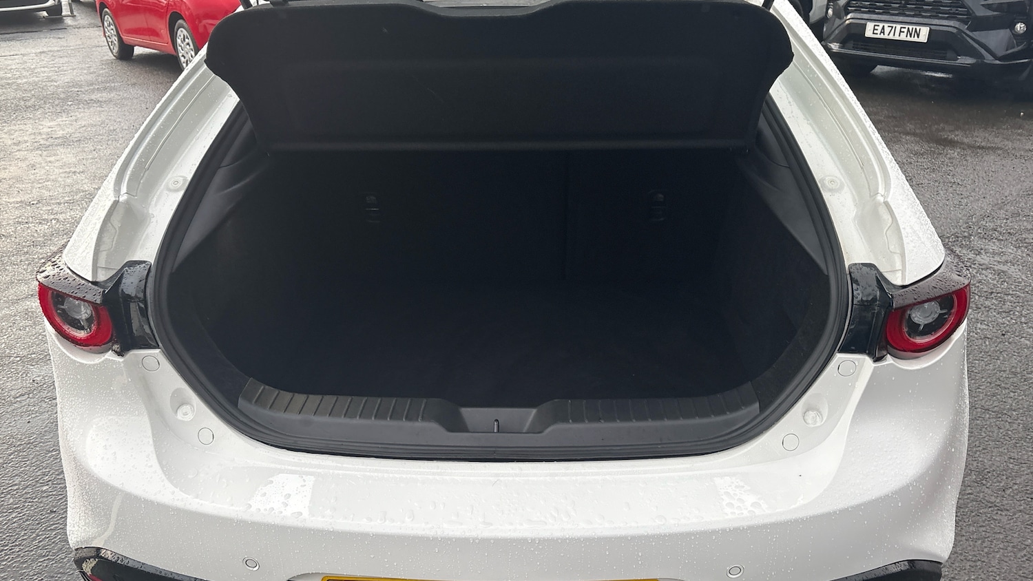 Used Mazda Mazda3 2025 for sale - 76413254: Photo 4