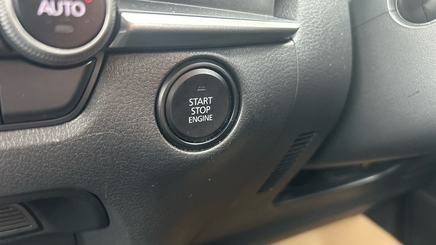Used Mazda CX-30 2022 for sale - 76265270: Photo 25