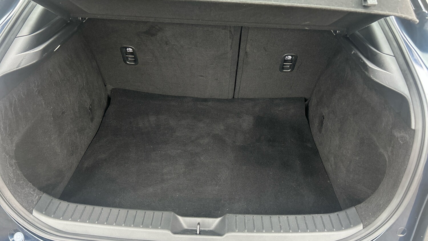Used Mazda CX-30 2022 for sale - 76265270: Photo 4