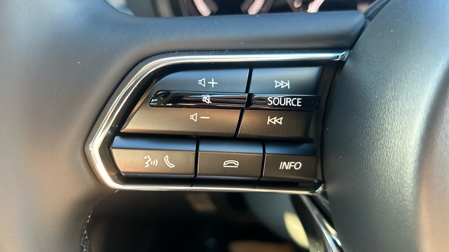 Used Mazda CX-60 2025 for sale - 76412394: Photo 32