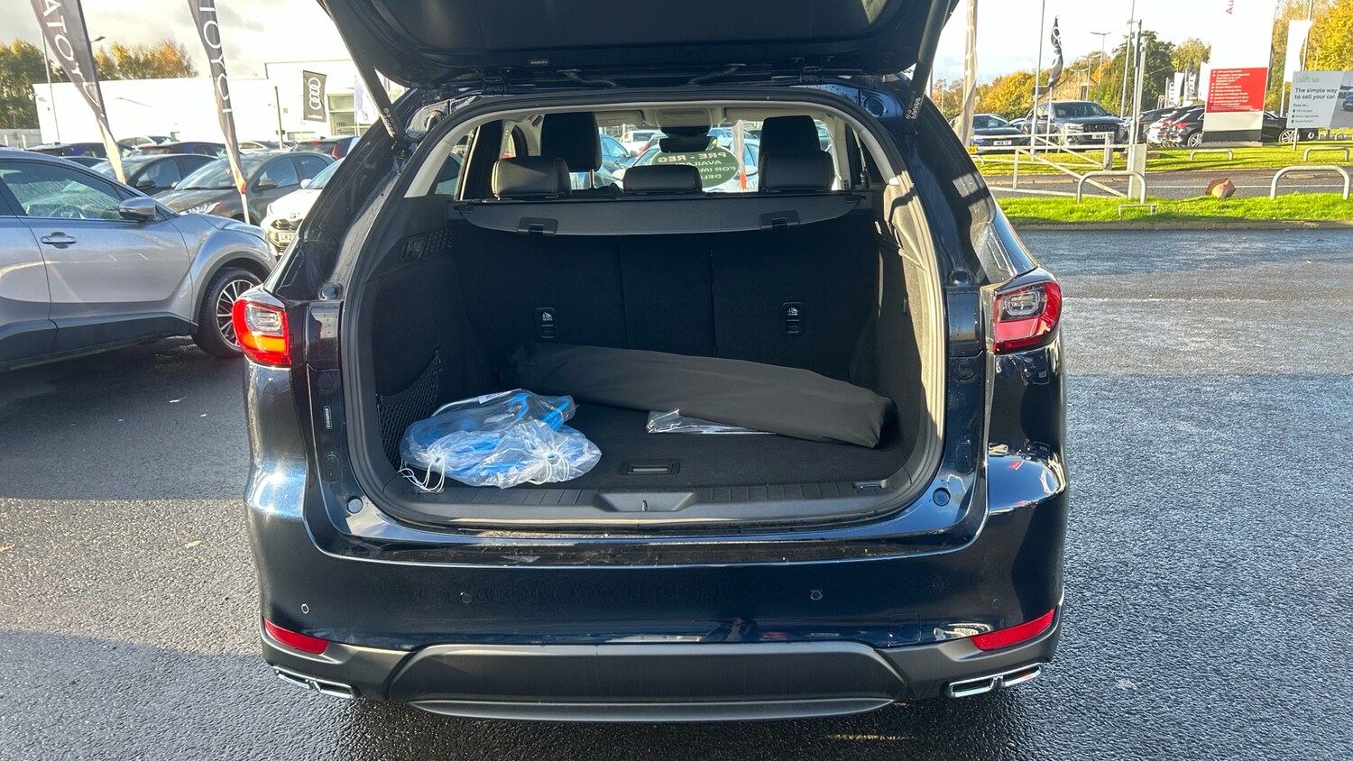 Used Mazda CX-60 2025 for sale - 76412394: Photo 4