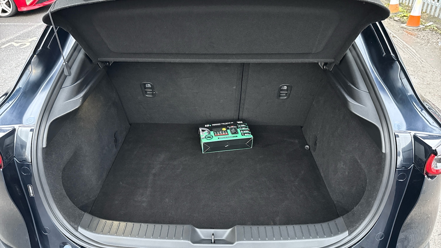 Used Mazda CX-30 2024 for sale - 76830559: Photo 4