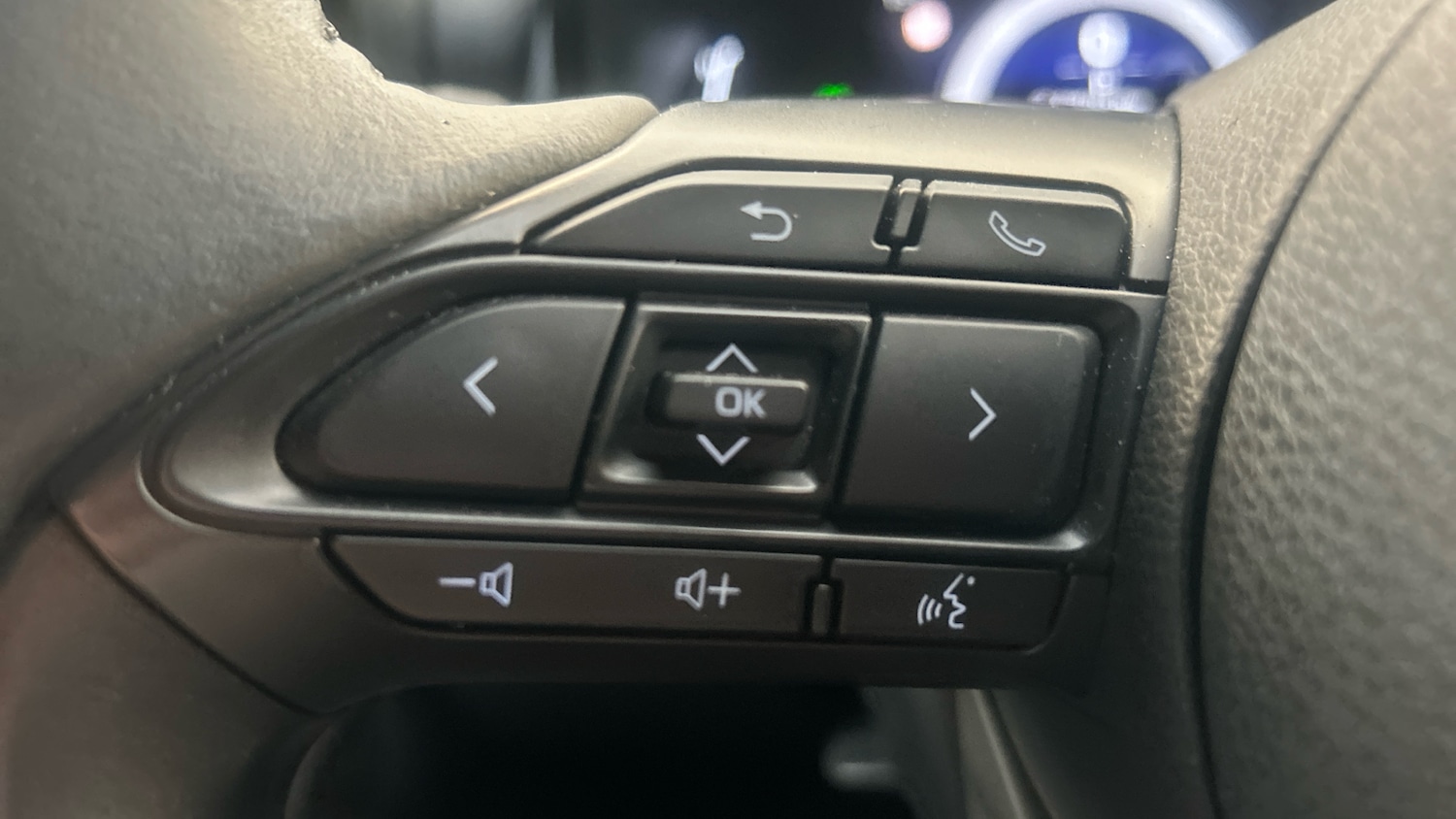 Used Mazda Mazda2 HYBRID 2025 for sale - 76974167: Photo 21