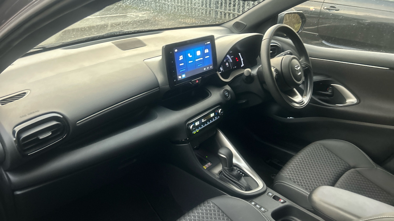 Used Mazda Mazda2 HYBRID 2025 for sale - 76974167: Photo 9