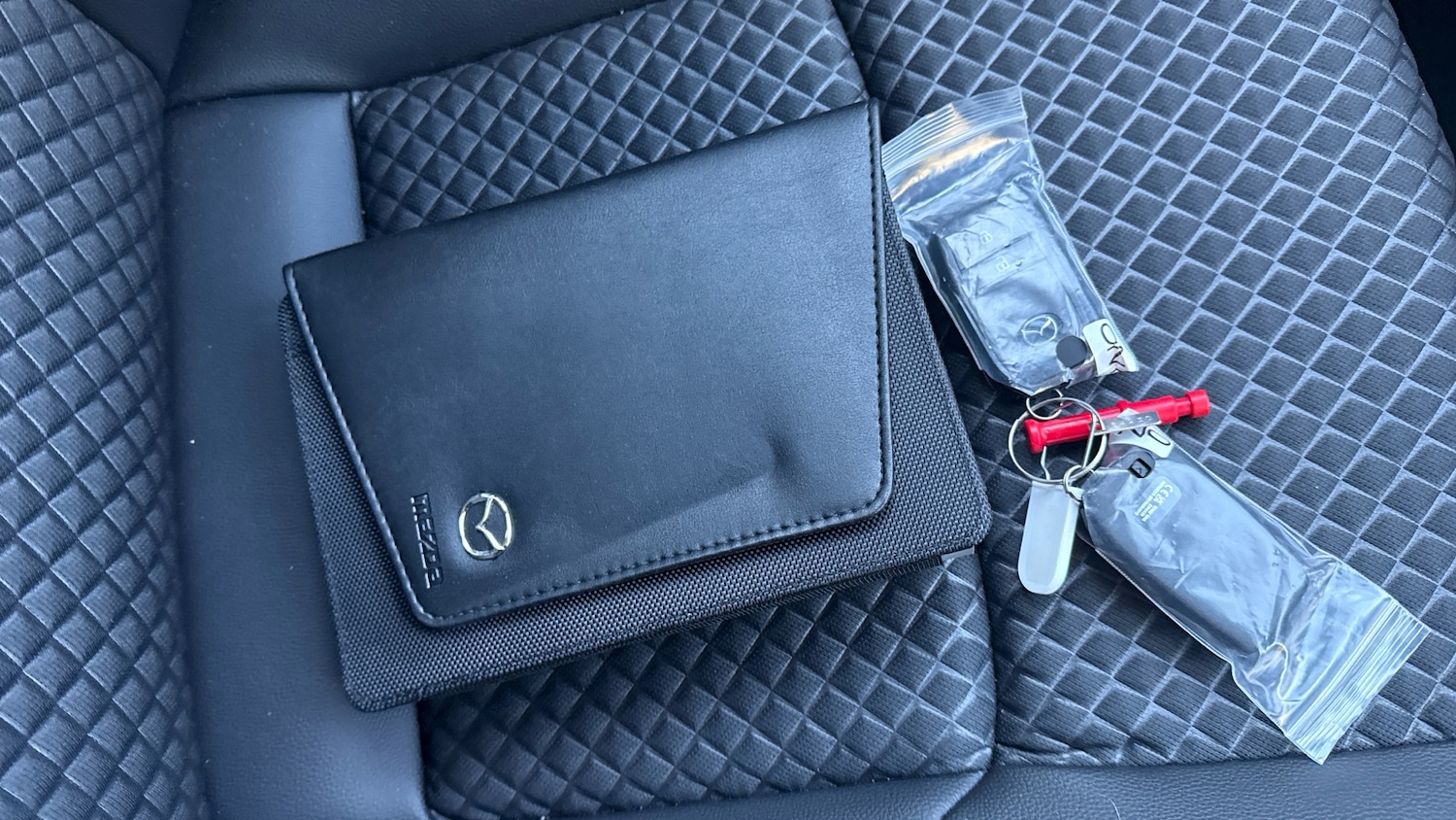 Used Mazda Mazda2 HYBRID 2025 for sale - 77431556: Photo 19