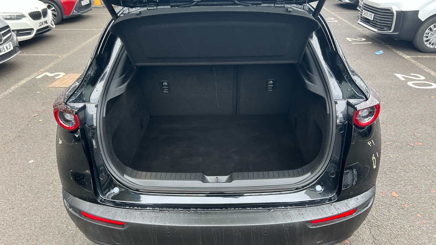 Used Mazda CX-30 2024 for sale - 76777175: Photo 4