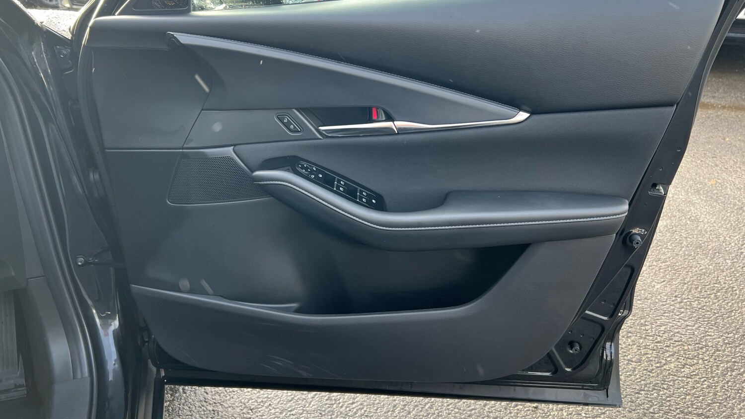 Used Mazda CX-30 2024 for sale - 76830550: Photo 32