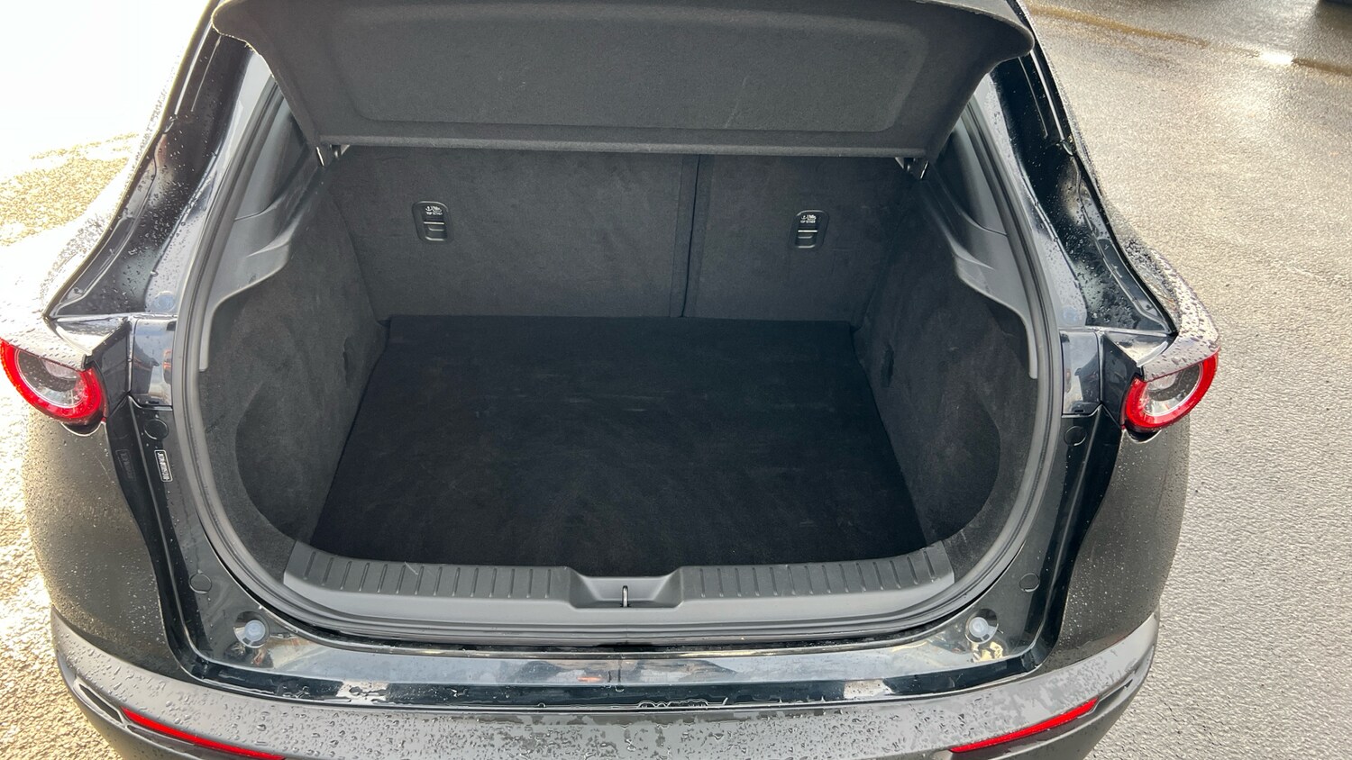 Used Mazda CX-30 2024 for sale - 76830550: Photo 4