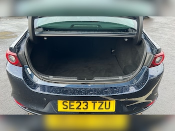 Used Mazda Mazda3 2023 for sale - 76157723: Photo 4