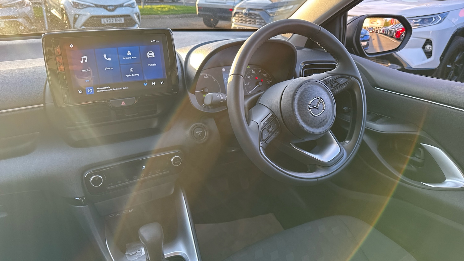 Used Mazda Mazda2 HYBRID 2025 for sale - 76344550: Photo 11