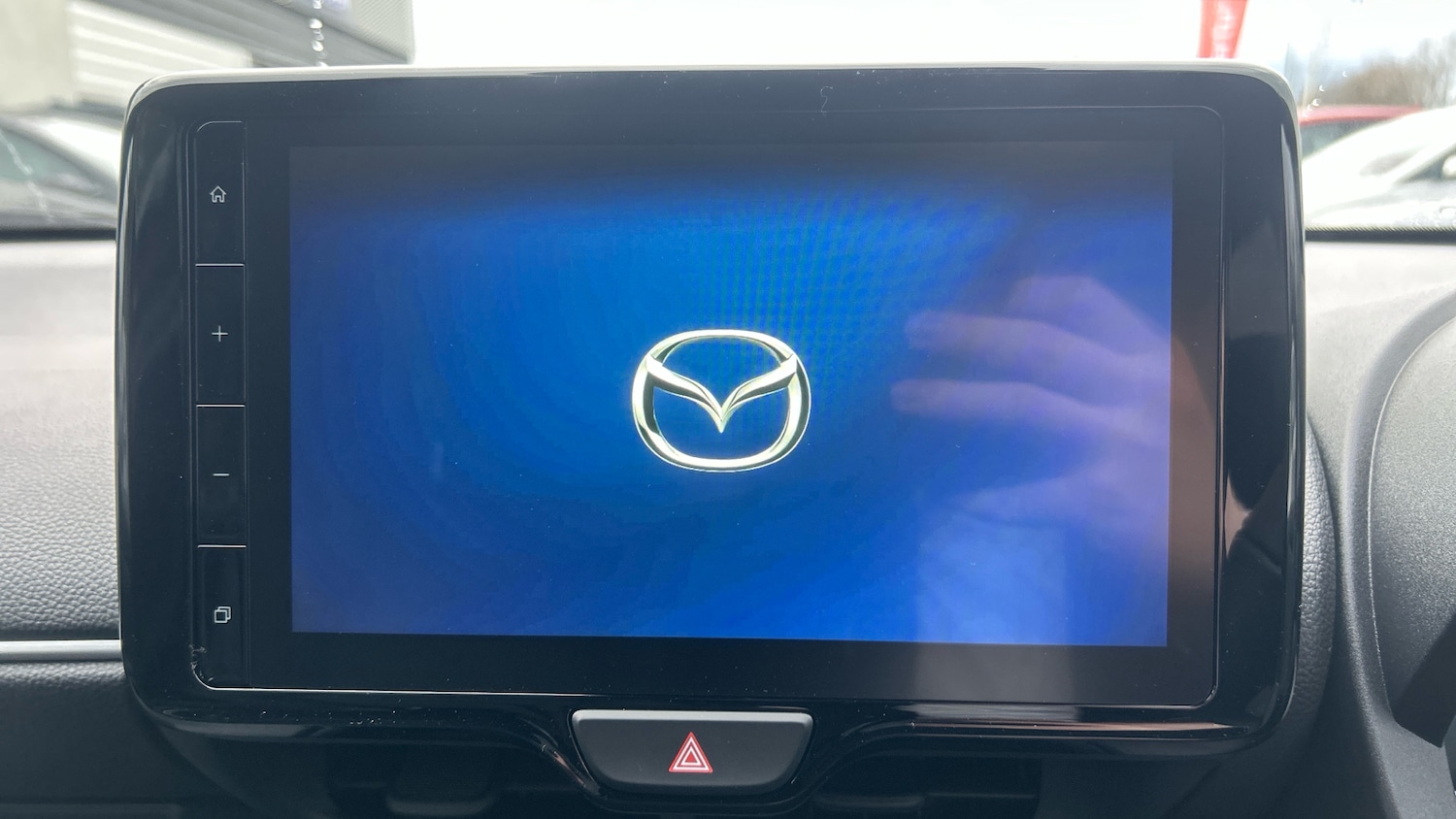 Used Mazda Mazda2 HYBRID 2025 for sale - 76881537: Photo 12