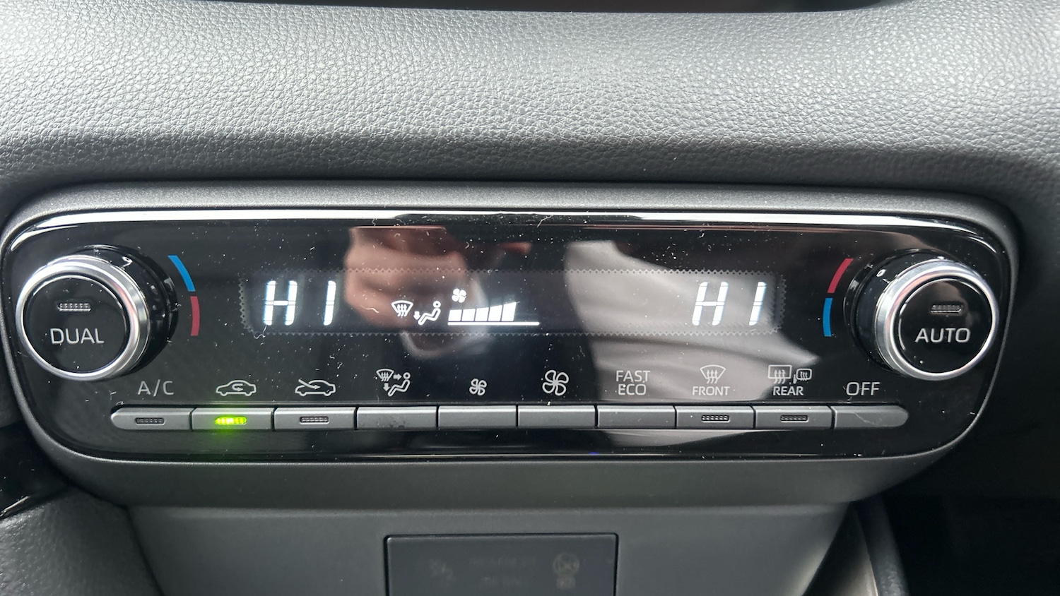 Used Mazda Mazda2 HYBRID 2025 for sale - 76881537: Photo 21