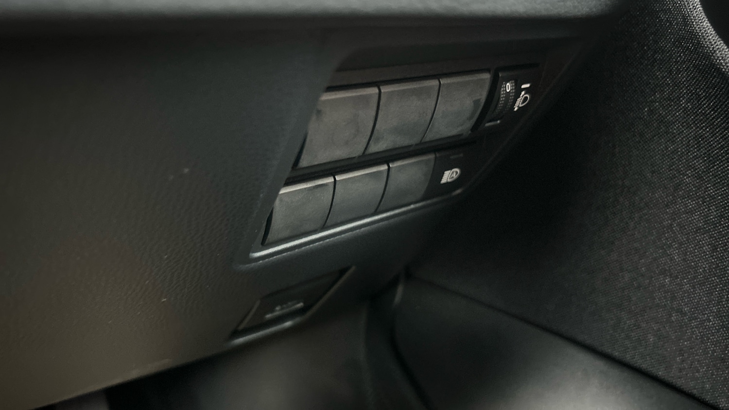 Used Mazda Mazda2 HYBRID 2025 for sale - 76881537: Photo 36