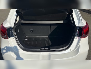 Used Mazda Mazda2 2018 for sale - 75567304: Photo