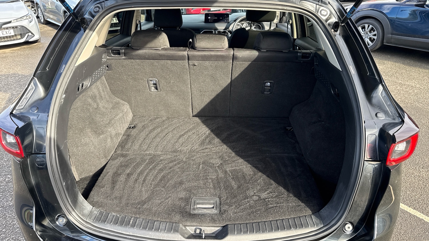 Used Mazda CX-5 2023 for sale - 76340971: Photo 4