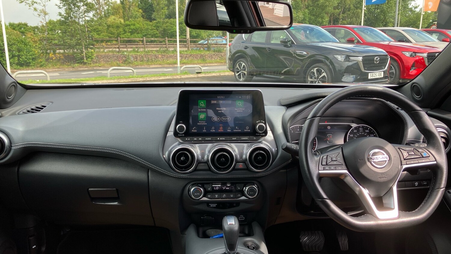 2022 Nissan Juke 1.0 DiG-T 114 Tekna 5dr DCT Petrol Hatchback Hatchback Petrol A - Picture 10 of 24