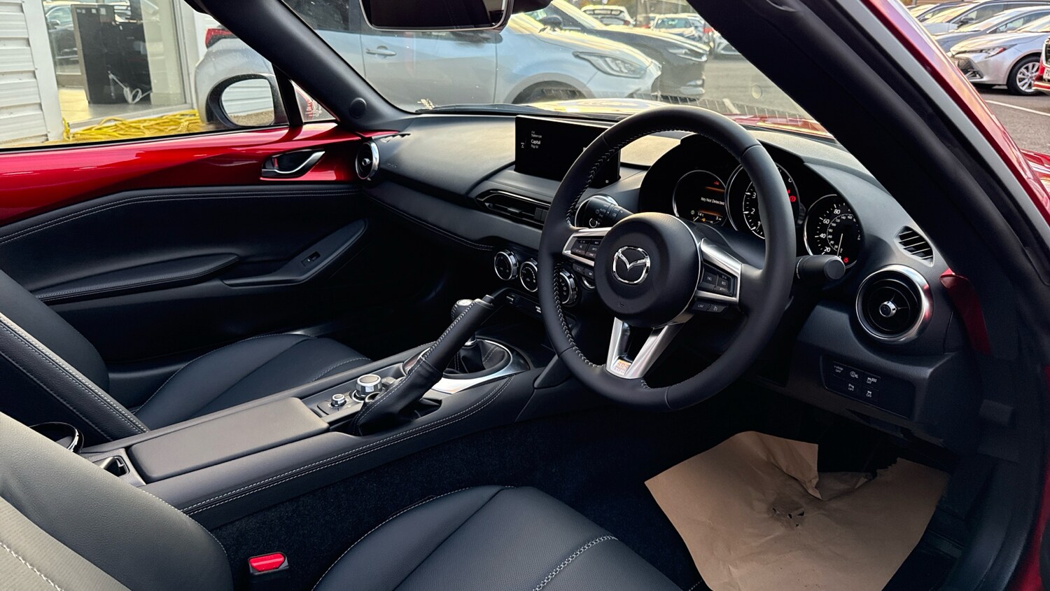 Used Mazda MX-5 2025 for sale - 76344540: Photo 11