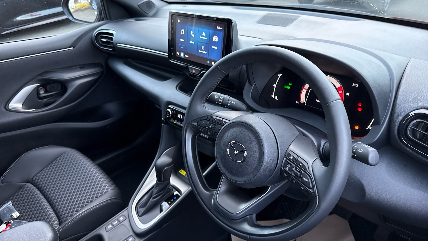 Used Mazda Mazda2 HYBRID 2025 for sale - 76602718: Photo 11