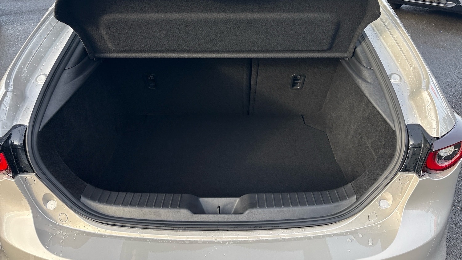 Used Mazda Mazda3 2025 for sale - 76467924: Photo 4