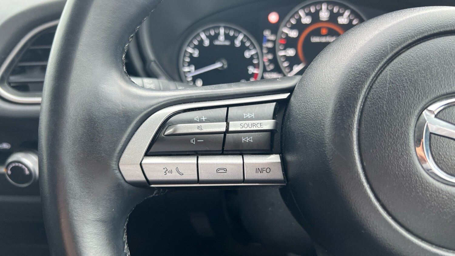Used Mazda CX-30 2021 for sale - 76035867: Photo 32