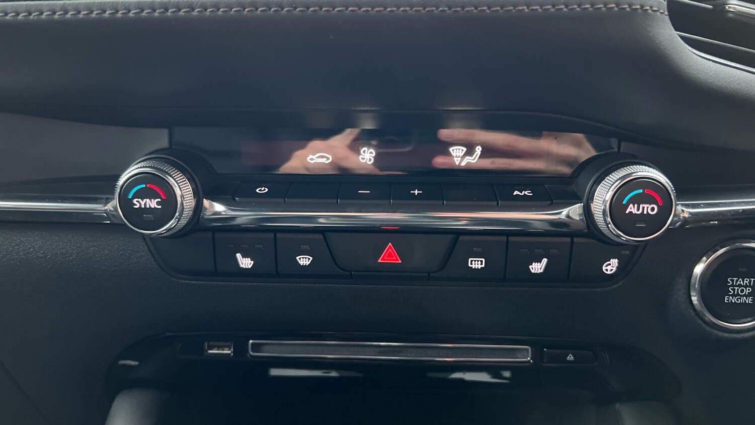 Used Mazda Mazda3 2021 for sale - 77933920: Photo 41