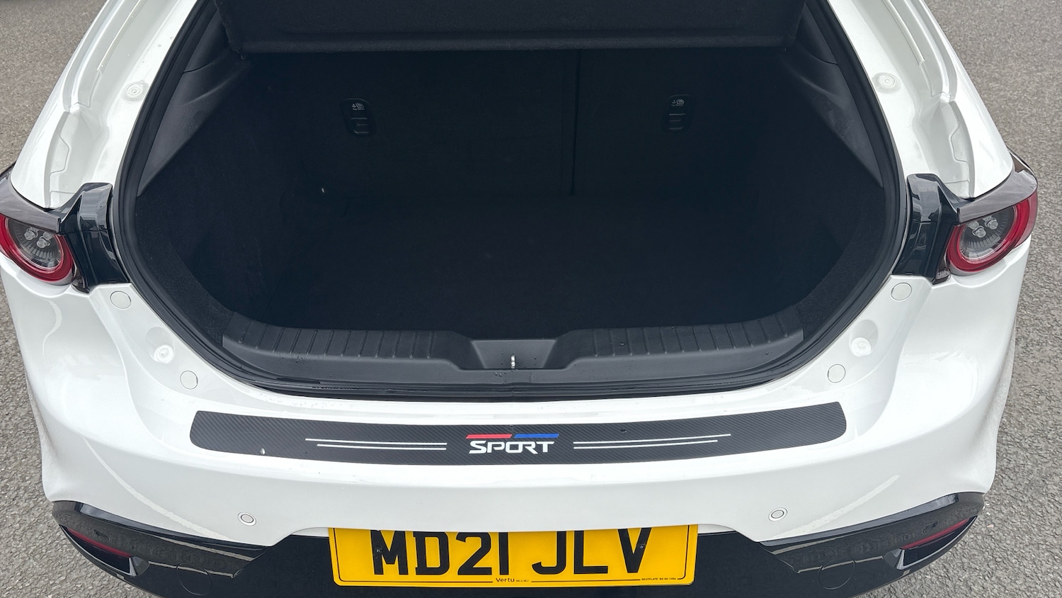 Used Mazda Mazda3 2021 for sale - 76532091: Photo 4