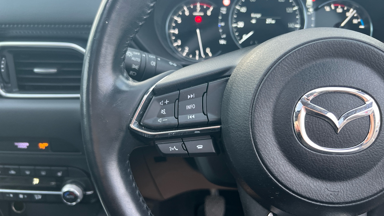 Used Mazda CX-5 2022 for sale - 76005919: Photo 37