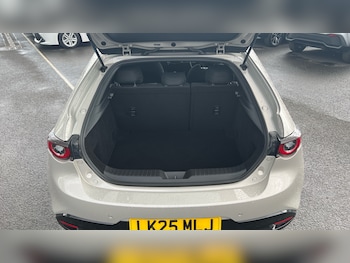 Used Mazda Mazda3 2025 for sale - 78627939: Photo