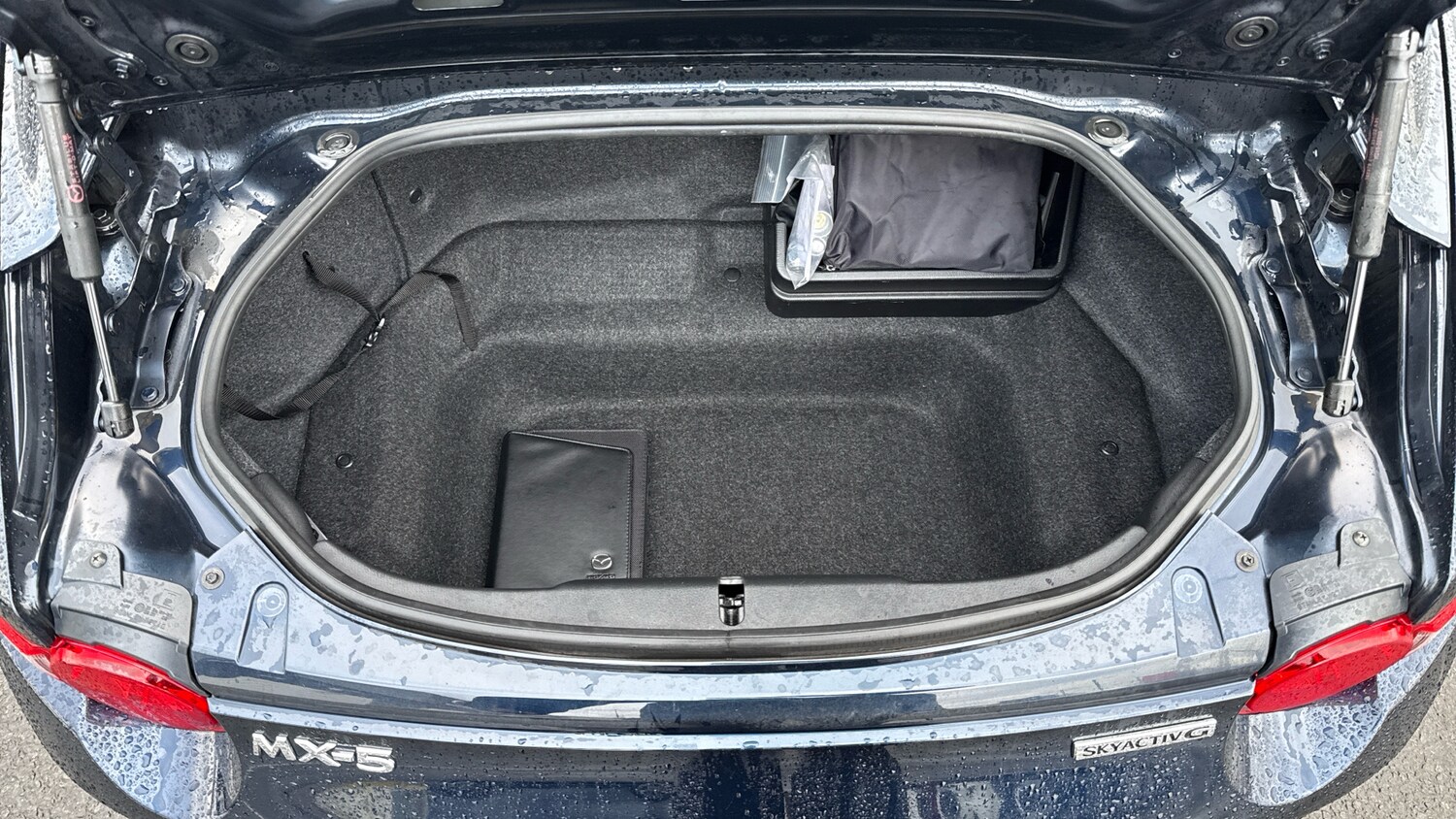 Used Mazda MX-5 2023 for sale - 77220680: Photo 4