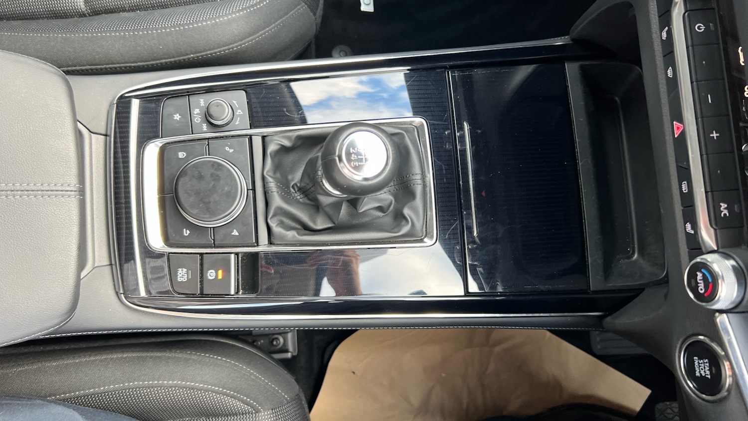 Used Mazda CX-30 2022 for sale - 76027003: Photo 35