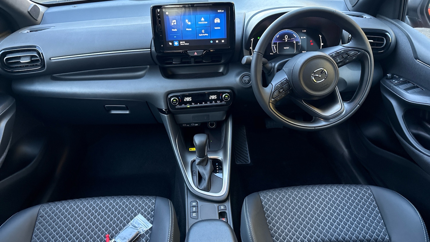 Used Mazda Mazda2 HYBRID 2025 for sale - 76974187: Photo 10