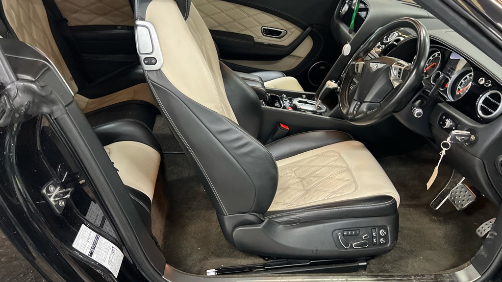 Used Bentley Continental 2015 for sale - 77643640: Photo 11