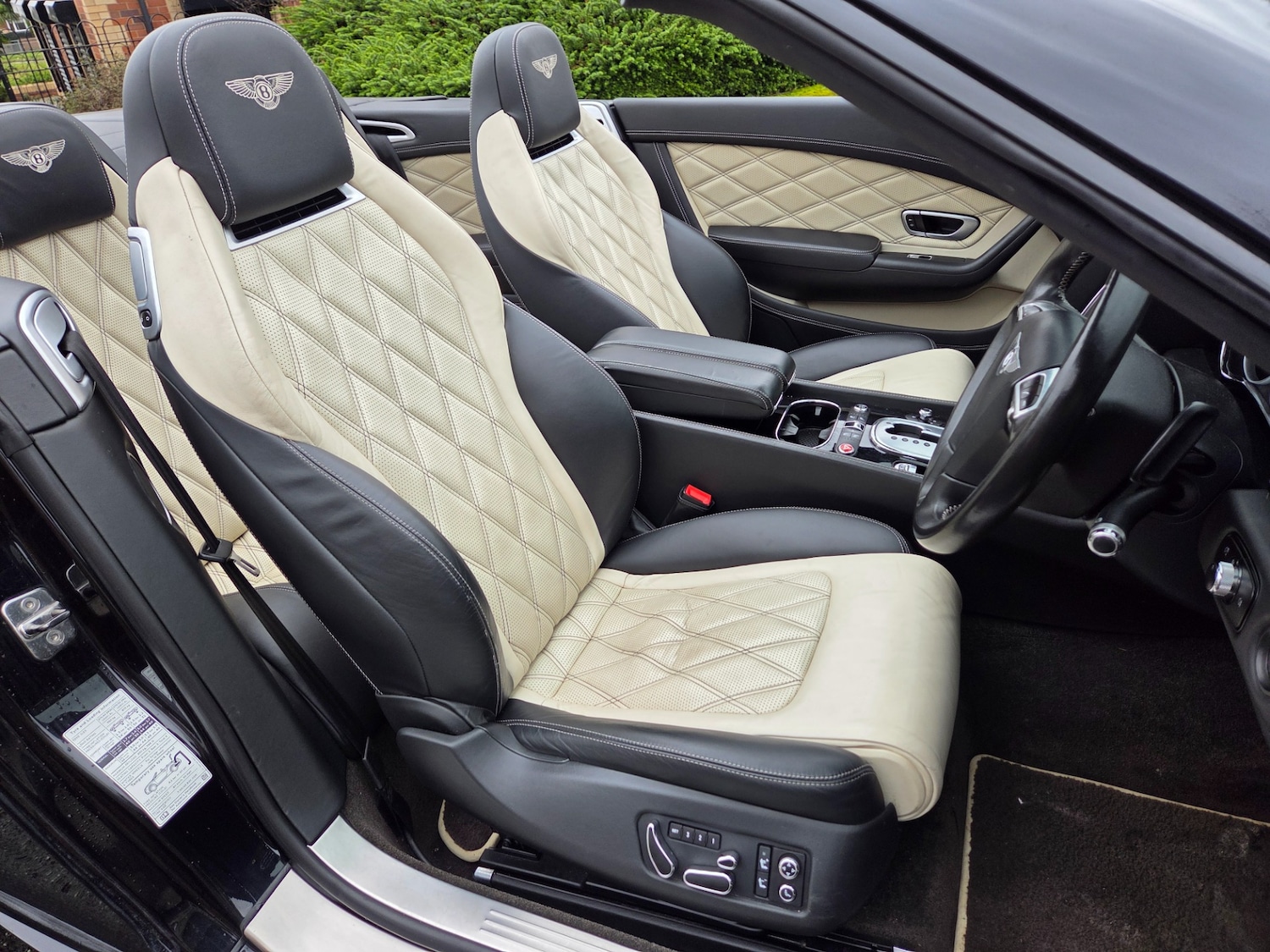 Used Bentley Continental 2015 for sale - 77643640: Photo 15