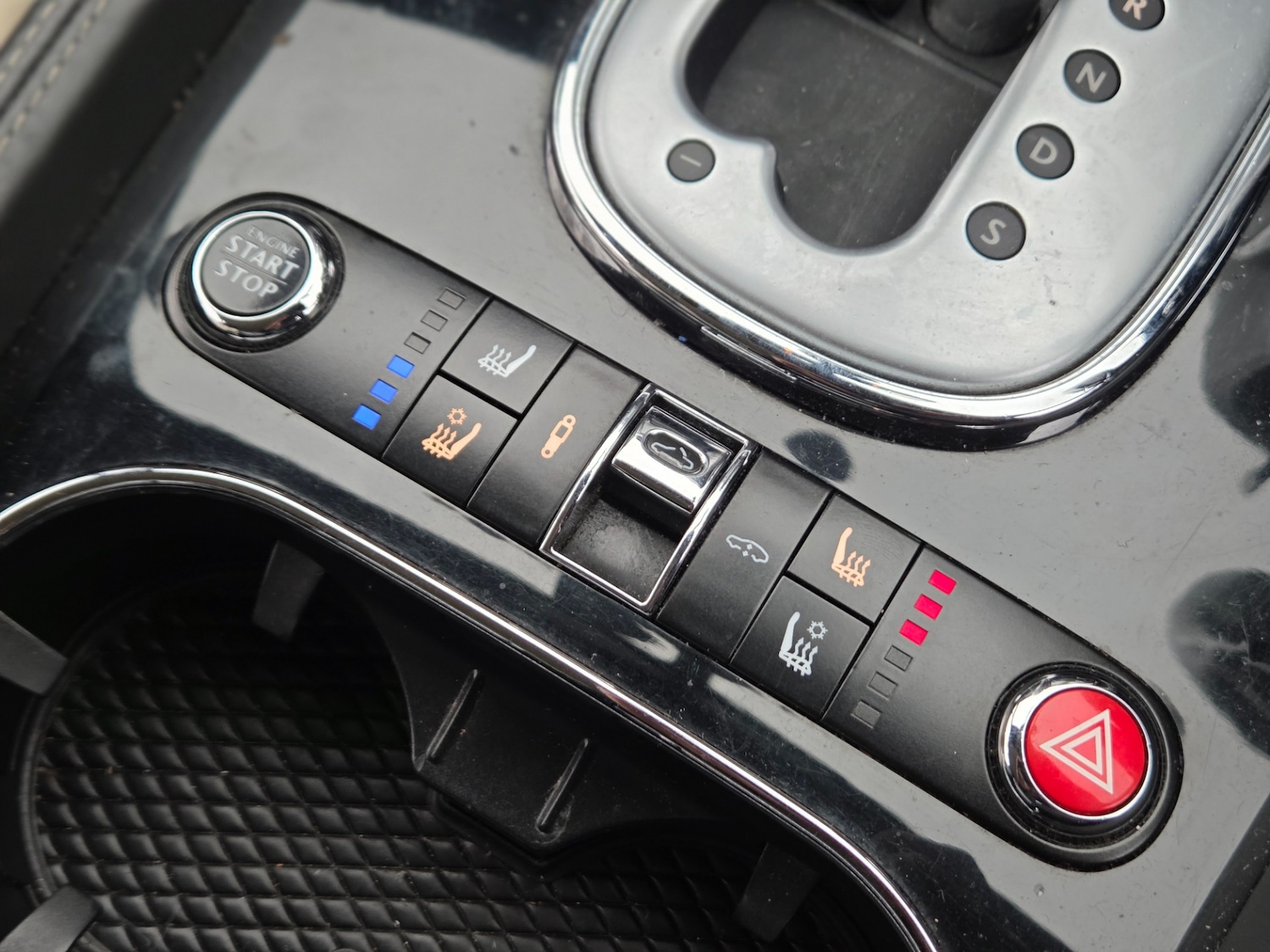 Used Bentley Continental 2015 for sale - 77643640: Photo 19