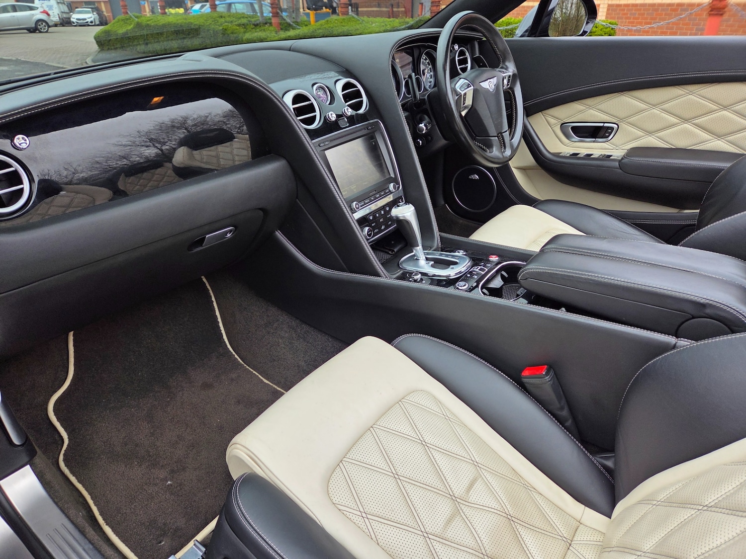 Used Bentley Continental 2015 for sale - 77643640: Photo 21