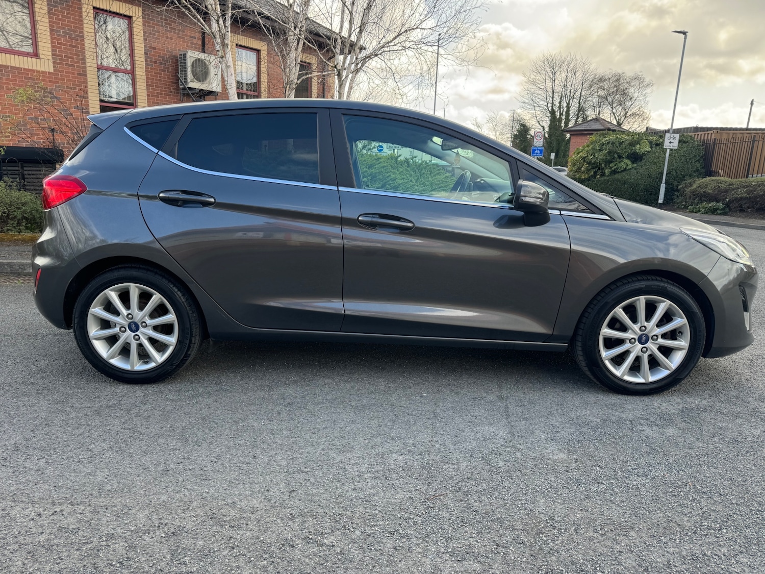 Used Ford Fiesta 2019 for sale - 78054450: Photo 2