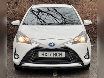 Used Toyota Yaris 2017 for sale - 77365541: Photo