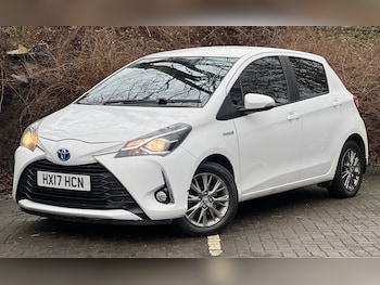 Used Toyota Yaris 2017 for sale - 77365541: Photo