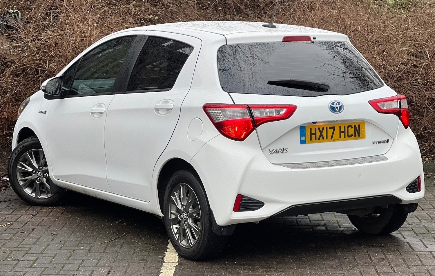 Used Toyota Yaris 2017 for sale - 77365541: Photo 4