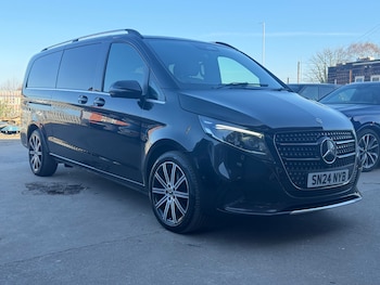 Used Mercedes-Benz V-Class 2024 for sale - 77694541: Photo