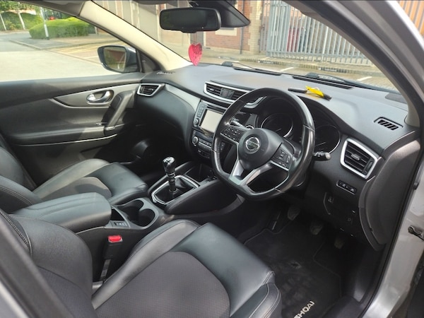 Used Nissan Qashqai 2017 for sale - 72364678: Photo 11